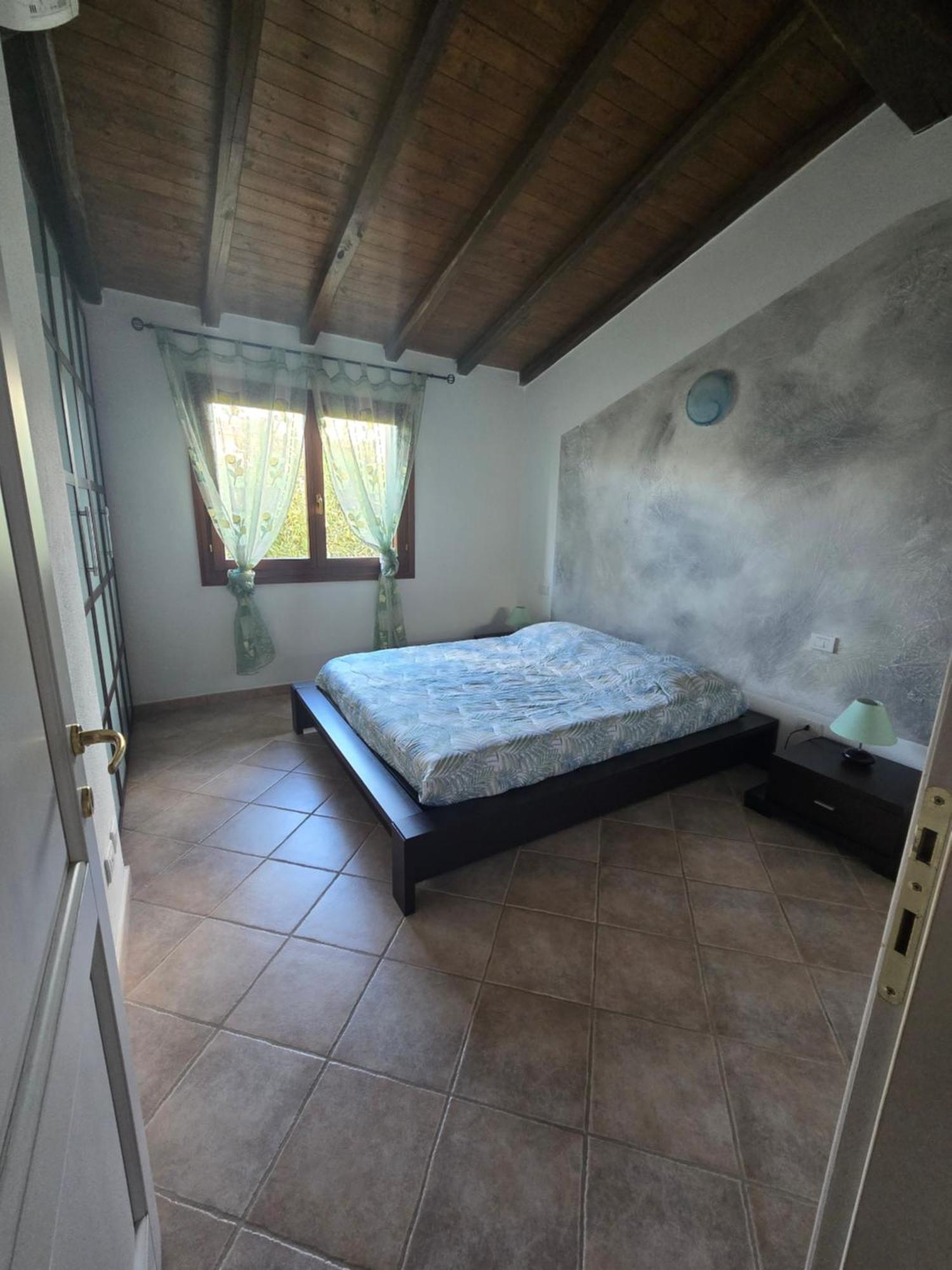 Trilocale Climatizzato L'Oleandro Tanaunella Εξωτερικό φωτογραφία